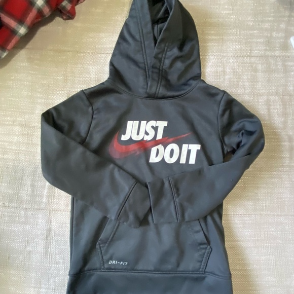 Boys- Sz-4- 4 piece Bundle- Tommy Bahama , Gap lined pants- Nike,Converse- Sz-4 - Picture 13 of 16